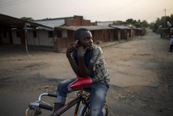 Goma : un licencié en droit reconverti en vendeur de feuilles de manioc