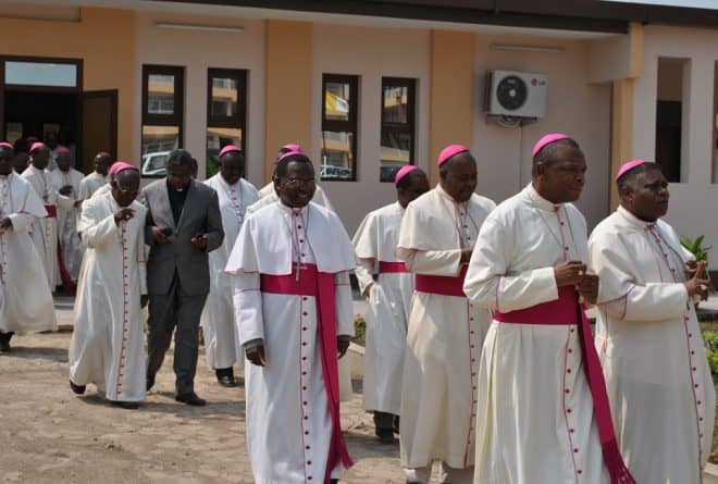 Que pensent les prêtres catholiques de l’homosexualité au Congo ? 