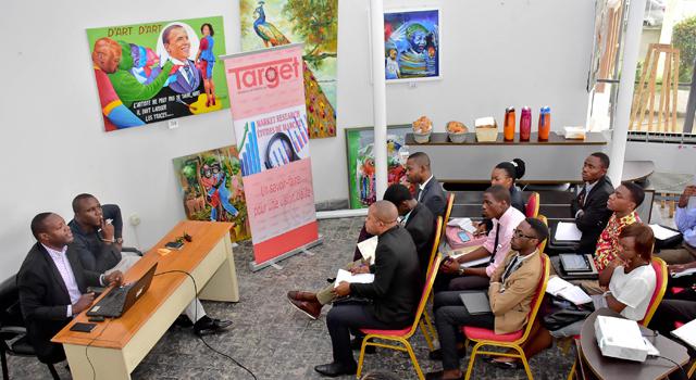 Les jeunes entrepreneurs de Kinshasa délaissés par l’Etat 