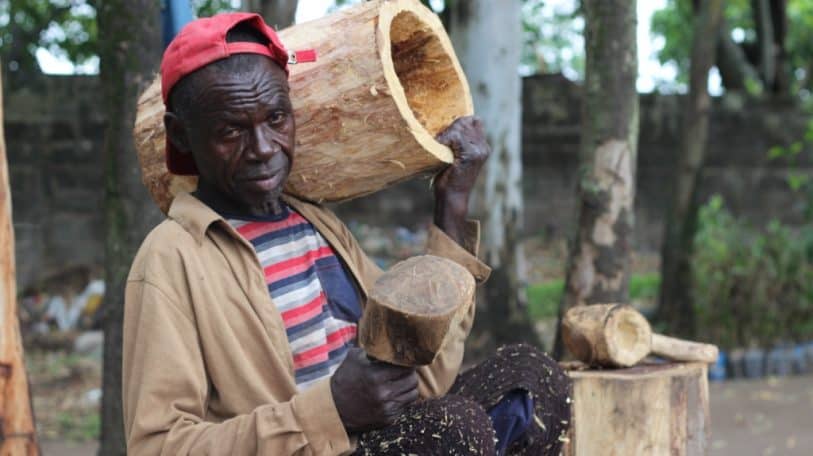 René Batukaku raconte la difficulté d’être artisan à Kinshasa