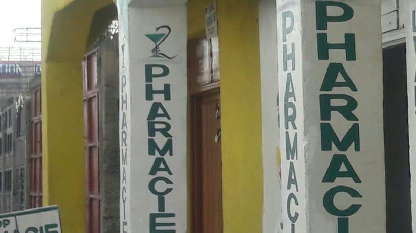 A Lubumbashi, les soins se donnent en pharmacie plutôt qu&rsquo;à l&rsquo;hôpital