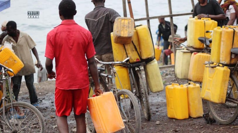 Les « bizola » : ces eaux sales consommées à Bukavu
