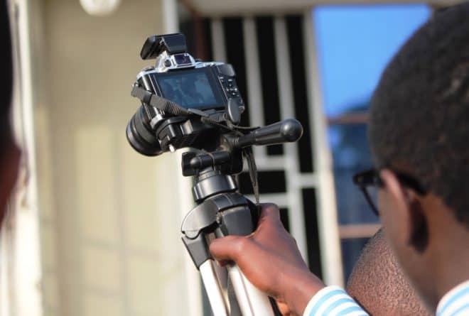 « Coupage » et « tembe-tembe », deux fléaux qui tuent le journalisme en RDC