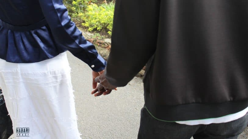 L’amour et la confiance en ma fiancée m’ont ruiné