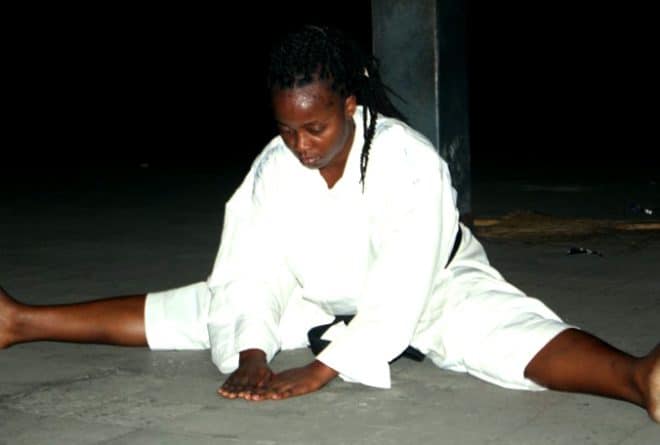 Nancy Tshiaba, licenciée en droit et ceinture noire de karaté