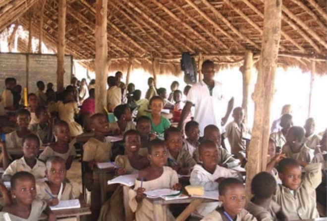Ecole primaire gratuite au Togo : la charrue devant les bœufs ?