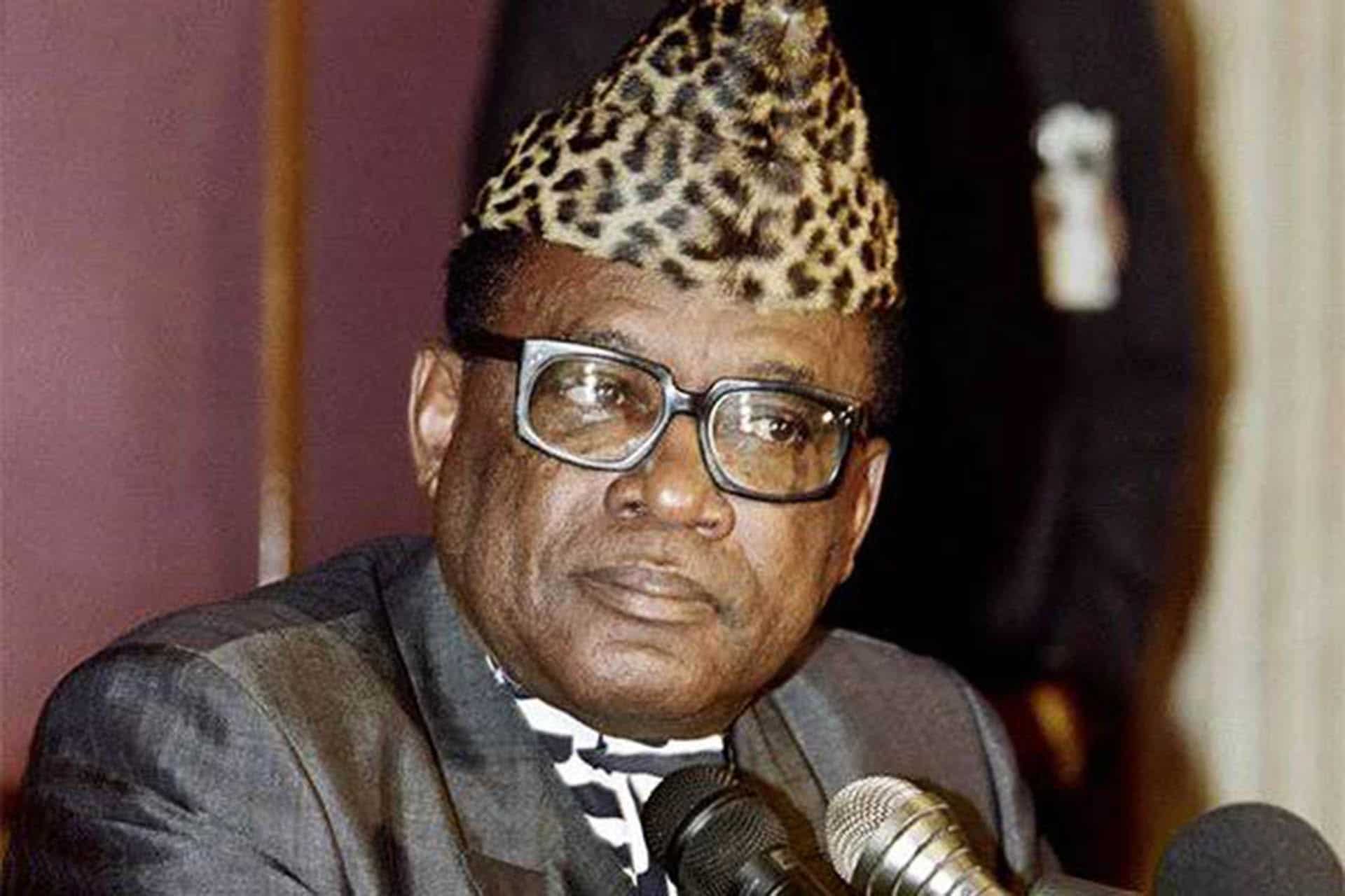 Мобуту сесе секо. Мобуту Сесе Секо диктатор. Мобуту-Сесе-Секо богатство.