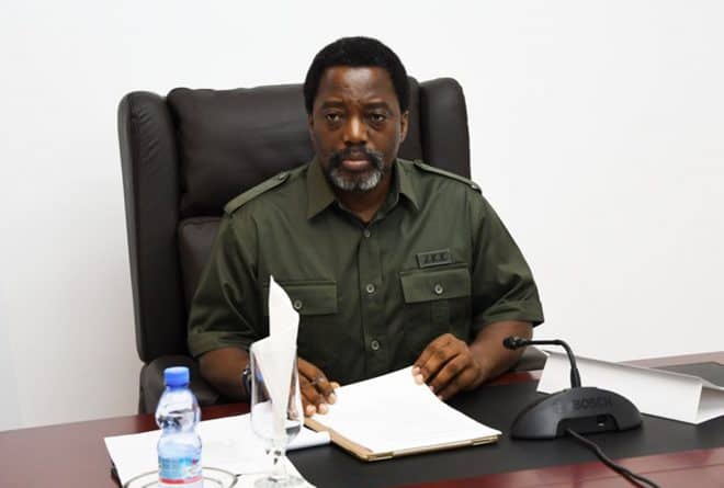 Quand le look militaire de Kabila séduit les Kinois