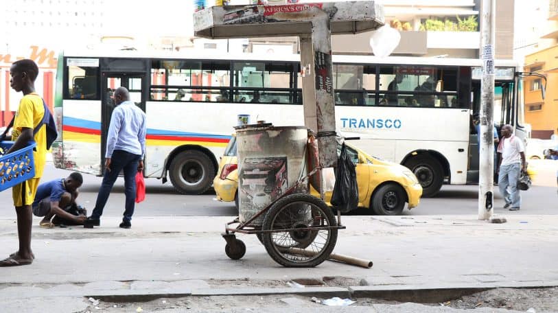 « Ils sont là », la technique de marketing des vendeurs ambulants à Kinshasa