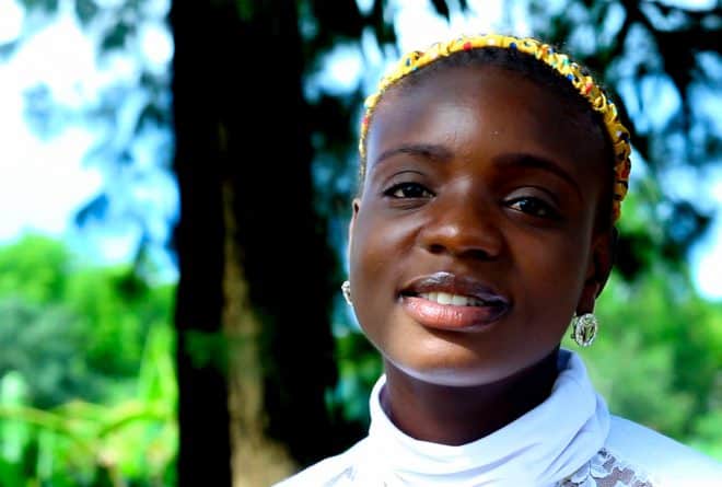 Rebecca, jeune Congolaise fièrement « marginale » !