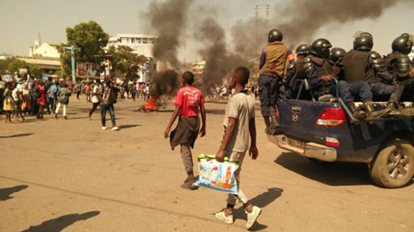 Projets de loi Minaku-Sakata : des manifestations qu&rsquo;on aurait pu éviter