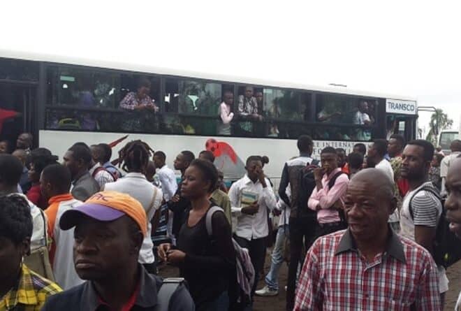 Le frottage : une forme de VBG banalisée dans le transport en commun à Kinshasa