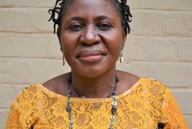 Denise Maheho : parcours, expérience et ambitions d’une journaliste qui se voyait en robe d’avocat