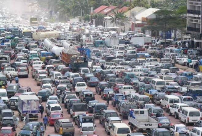 Les embouteillages deviennent insupportables à Kinshasa