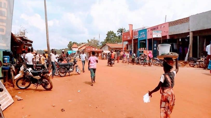 Gemena : une ville  archétype de l’exploitation politique des fils-maison